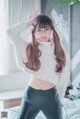 Jeong Jenny 정제니, [DJAWA] Loose and Tight White P41 No.2781fd